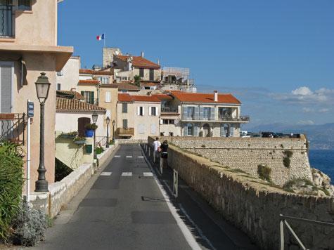 2 Bedroom Modern Apartment In Antibes With Sea View Buitenkant foto